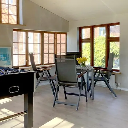 Casa de Férias Beautiful In Sams With 3 Bedrooms And Wifi